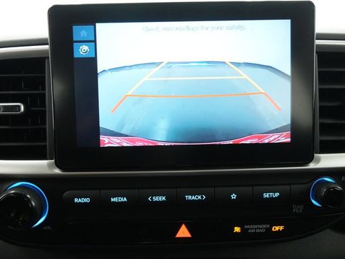Used 2026 Hyundai Venue SE FWD image 30