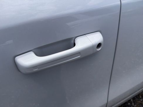 Used 2026 RAM 1500 Laramie AWD/4WD image 10