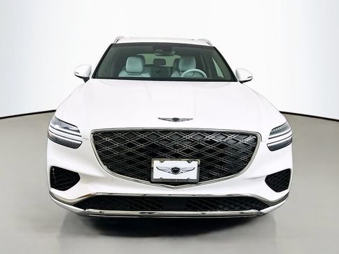 Used 2026 Genesis GV70 2.5T Advanced AWD/4WD image 2