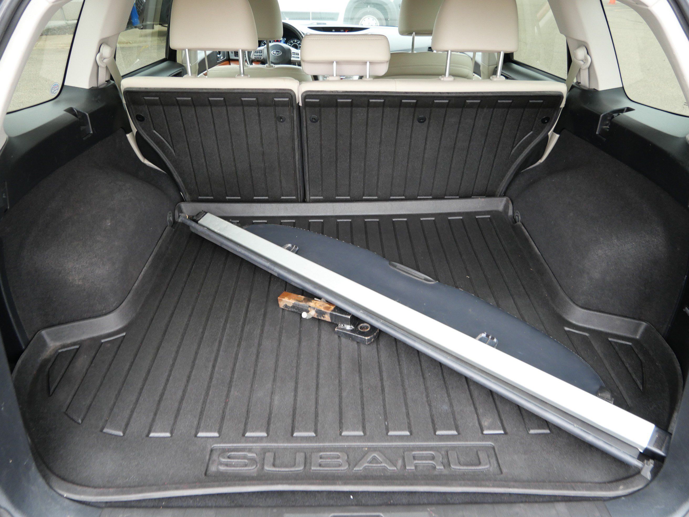 Used 2014 Subaru Outback 2.5i Limited w/ Moonroof Package AWD/4WD image 18