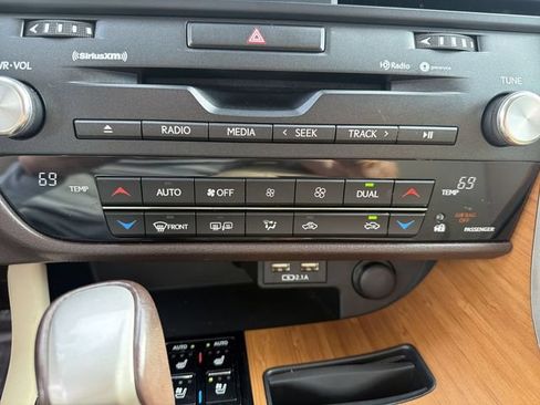 Used 2020 Lexus RX 350 FWD w/ Premium Package image 20