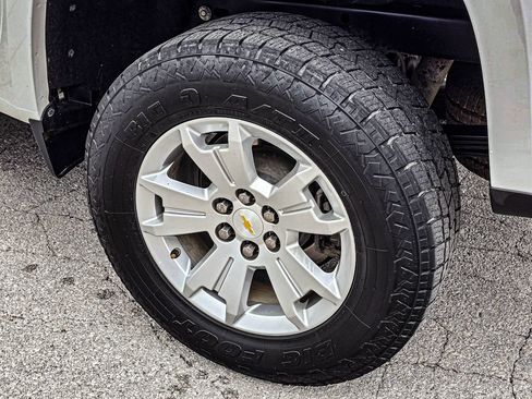 Used 2022 Chevrolet Colorado LT w/ Fleet Safety Package RWD image 7