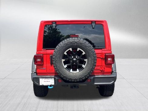 Certified 2025 Jeep Wrangler Unlimited Rubicon 4xe w/ Safety Group AWD/4WD image 7