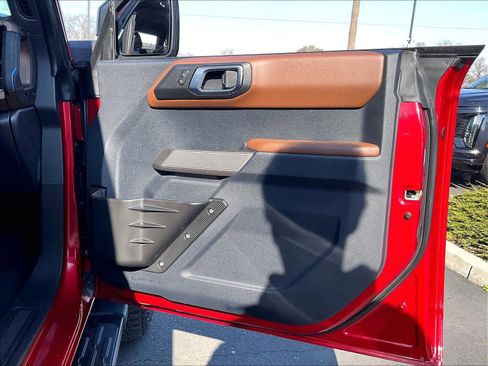 Used 2021 Ford Bronco Outer Banks image 26