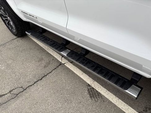 Used 2026 GMC Canyon Denali image 10