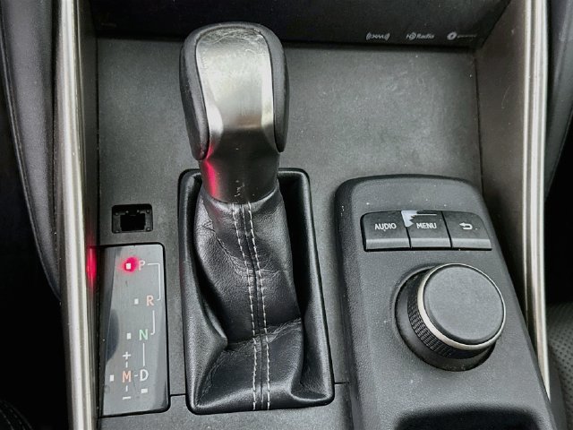 Used 2019 Lexus IS 300 RWD image 17