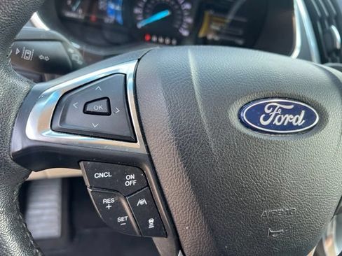 Used 2020 Ford Edge Titanium w/ Equipment Group 301A AWD/4WD image 29