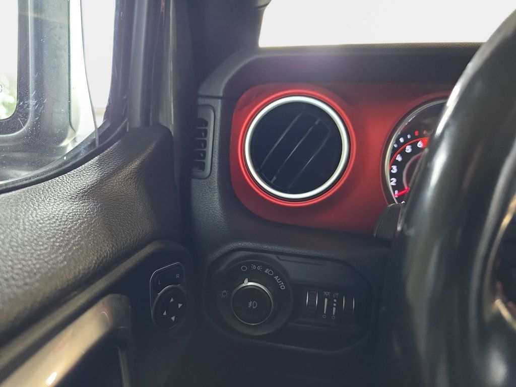 Used 2020 Jeep Wrangler Unlimited Rubicon AWD/4WD image 27