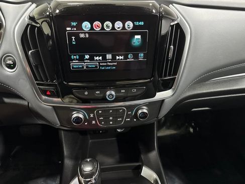 Used 2019 Chevrolet Traverse LT w/ LT Premium Package FWD image 19