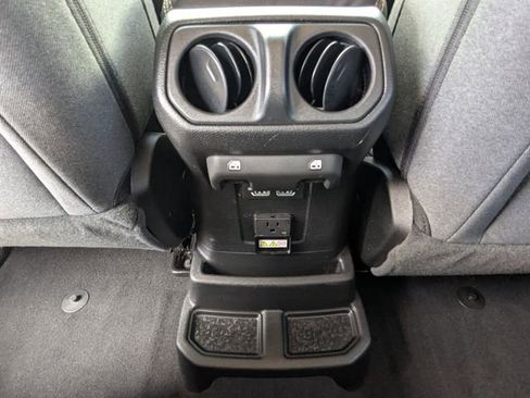 Used 2025 Jeep Wrangler Unlimited Sahara AWD/4WD image 14