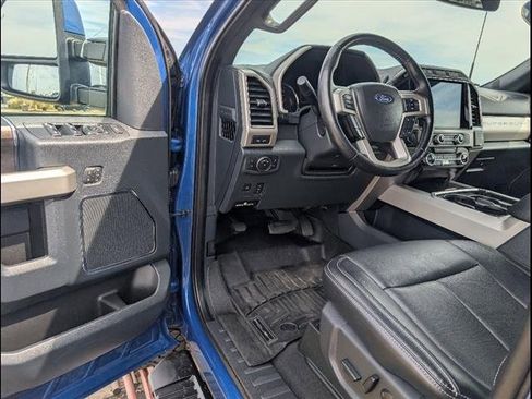 Used 2022 Ford F250 Lariat w/ Lariat Ultimate Package image 5