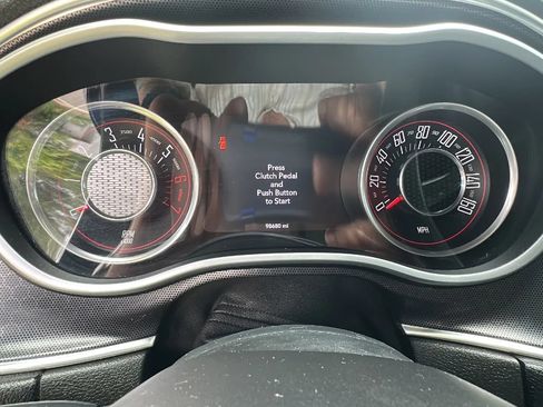 Used 2015 Dodge Challenger R/T Plus RWD image 19