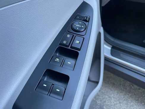 Used 2020 Hyundai Tucson Value w/ Cargo Package image 19