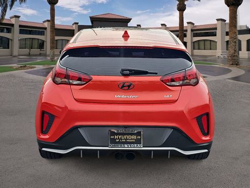 Used 2019 Hyundai Veloster Turbo FWD image 7