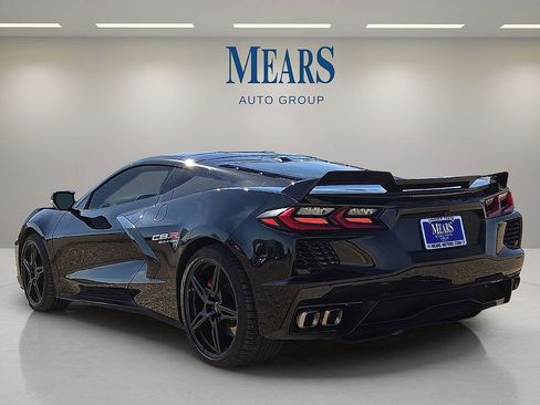 Used 2023 Chevrolet Corvette Stingray Preferred Cpe w/ Z51 Performance Package image 3