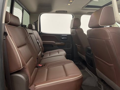 Used 2019 Chevrolet Silverado 2500 High Country w/ Duramax Plus Package AWD/4WD image 40
