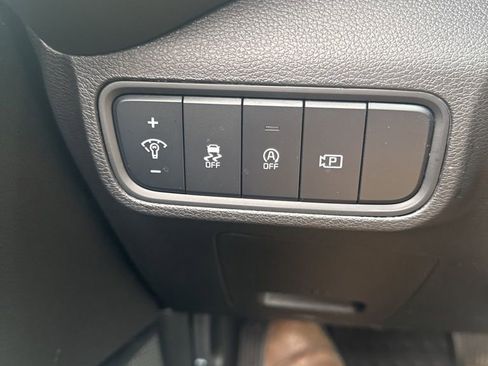 Certified 2023 Kia Soul S FWD image 16