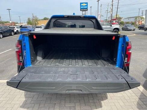 Used 2025 Chevrolet Silverado EV RST image 9