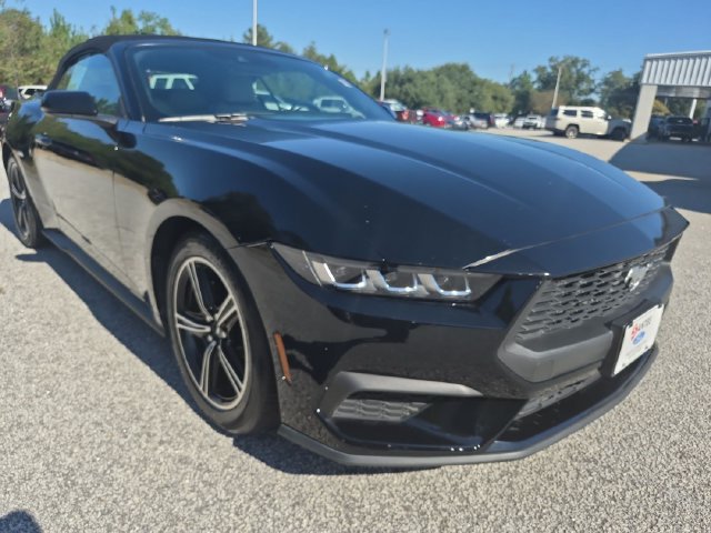 Used 2024 Ford Mustang Premium RWD image 9