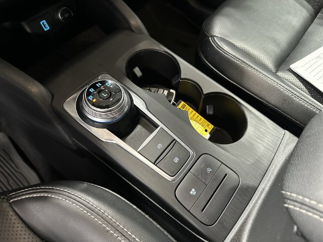 Certified 2020 Ford Escape SEL AWD/4WD image 27