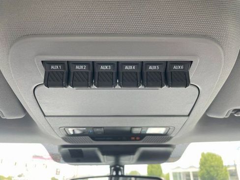 New 2025 Ford F450 XL w/ XL Chrome Package image 26