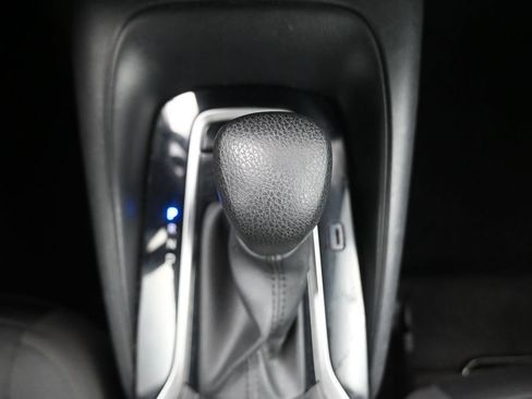 Used 2024 Toyota Corolla LE FWD image 9