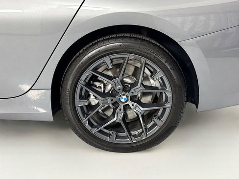 Used 2025 BMW 330i Sedan w/ Convenience Package RWD image 32