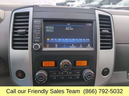 Used 2021 Nissan Frontier SV w/ Midnight Edition Floor Mats image 19