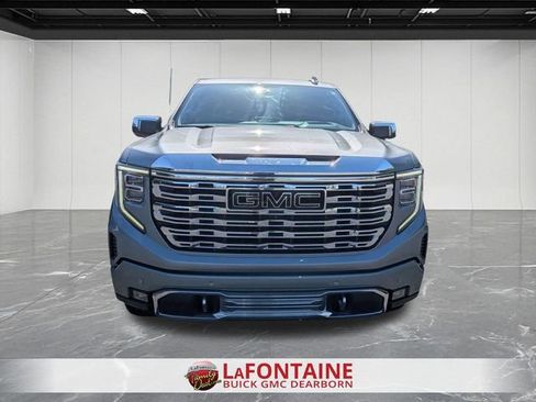 Used 2023 GMC Sierra 1500 Denali w/ Denali Reserve Package AWD/4WD image 8