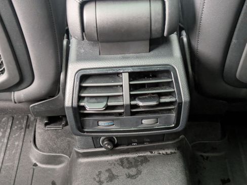 Used 2021 Audi Q3 2.0T Premium image 23