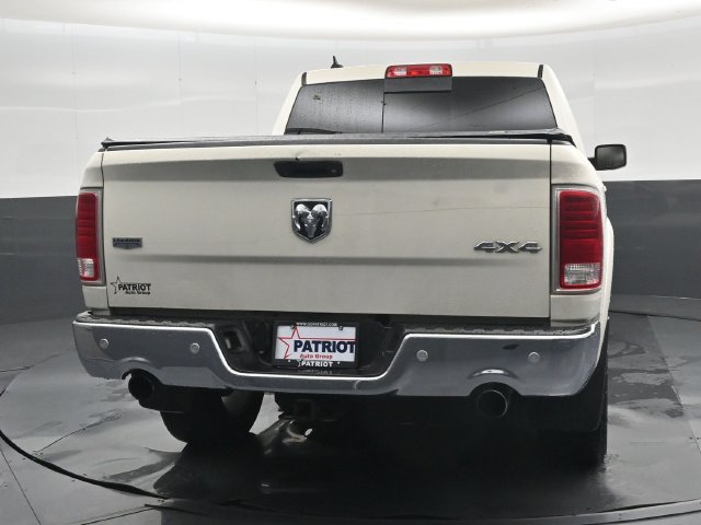 Used 2018 RAM 1500 Laramie w/ Convenience Group AWD/4WD image 2