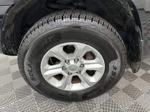 Used 2024 Toyota 4Runner SR5 AWD/4WD image 12
