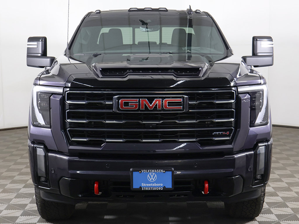 Used 2024 GMC Sierra 2500 AT4 w/ Technology Package AWD/4WD image 16
