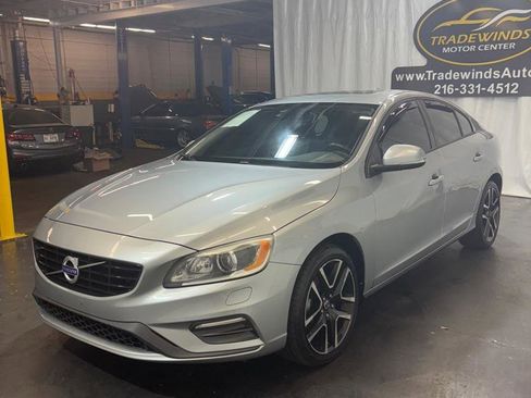 Used 2017 Volvo S60 T5 Dynamic w/ Vision Package image 3