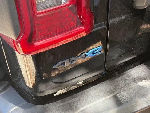 Used 2023 Jeep Wrangler Unlimited Rubicon 4xe w/ Steel Bumper Group AWD/4WD image 9