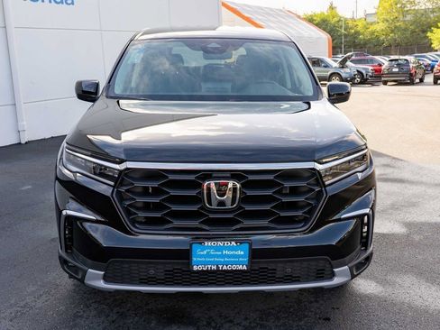 New 2025 Honda Pilot EX-L image 3