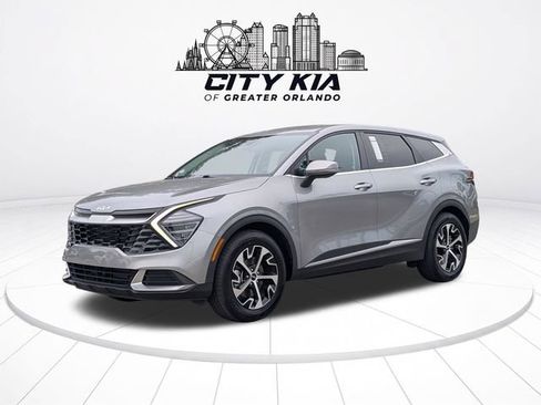 Certified 2024 Kia Sportage EX FWD image 2