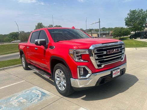 Used 2019 GMC Sierra 1500 SLT w/ SLT Convenience Package AWD/4WD image 4