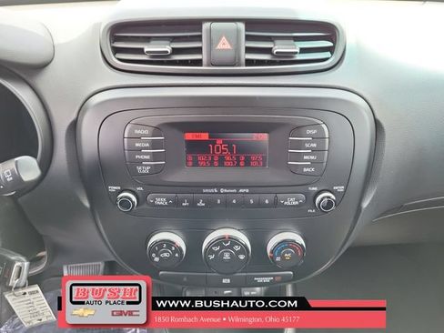 Used 2016 Kia Soul FWD image 23