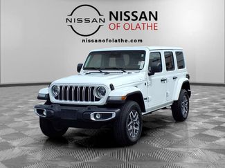 Used 2025 Jeep Wrangler Unlimited Sahara AWD/4WD video 1