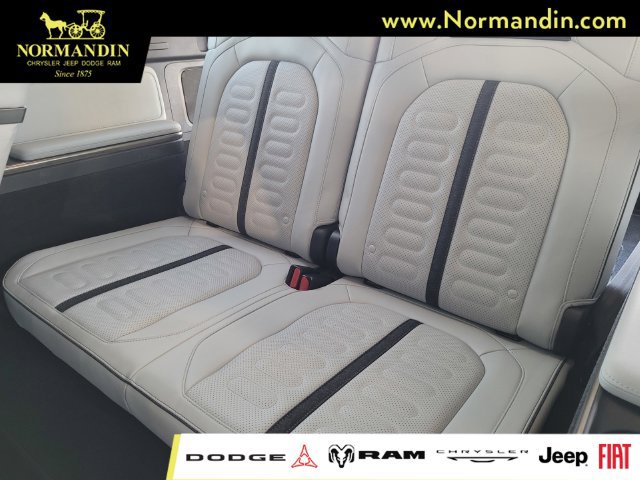Used 2023 Rivian R1S Adventure Quad AWD/4WD image 18