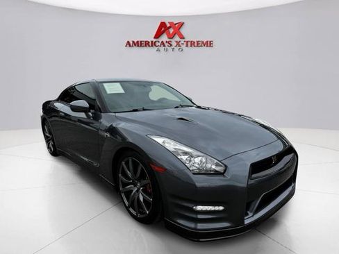 Used 2013 Nissan GT-R Premium AWD/4WD image 8