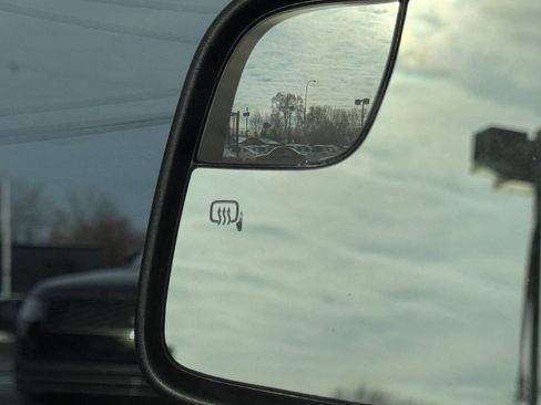 Used 2014 Ford Explorer XLT w/ Equipment Group 201A image 22