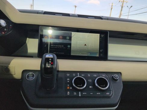 Used 2021 Land Rover Defender 110 S image 30