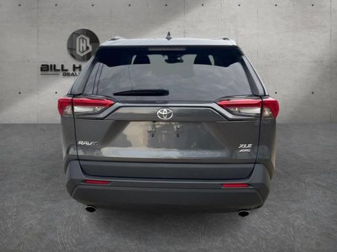 Used 2020 Toyota RAV4 XLE w/ Convenience Package AWD/4WD image 6