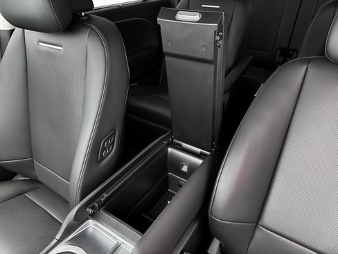 New 2026 Hyundai Ioniq 9 Limited image 18