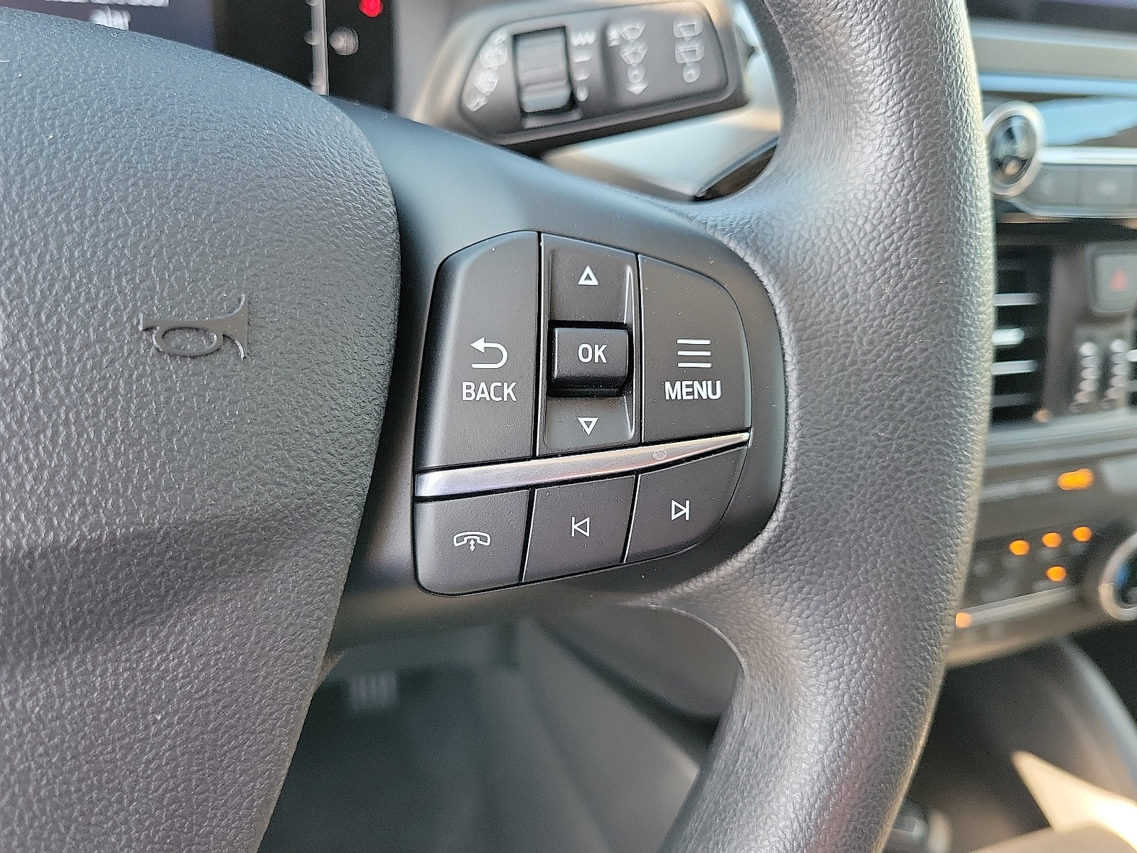 Used 2025 Ford Escape Active FWD image 8