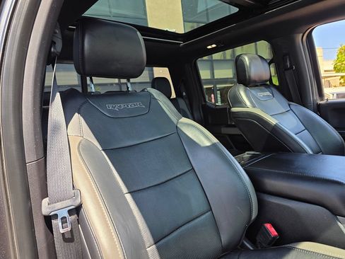 Used 2018 Ford F150 Raptor w/ Equipment Group 802A Luxury AWD/4WD image 16