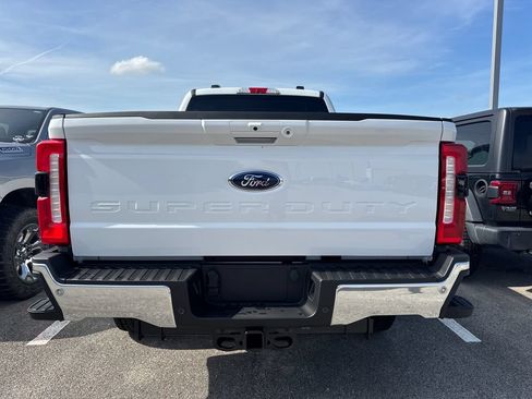 New 2026 Ford F250 XLT w/ XLT Premium Package AWD/4WD image 7