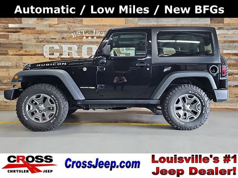 Used 2018 Jeep Wrangler Rubicon w/ Connectivity Group AWD/4WD image 1